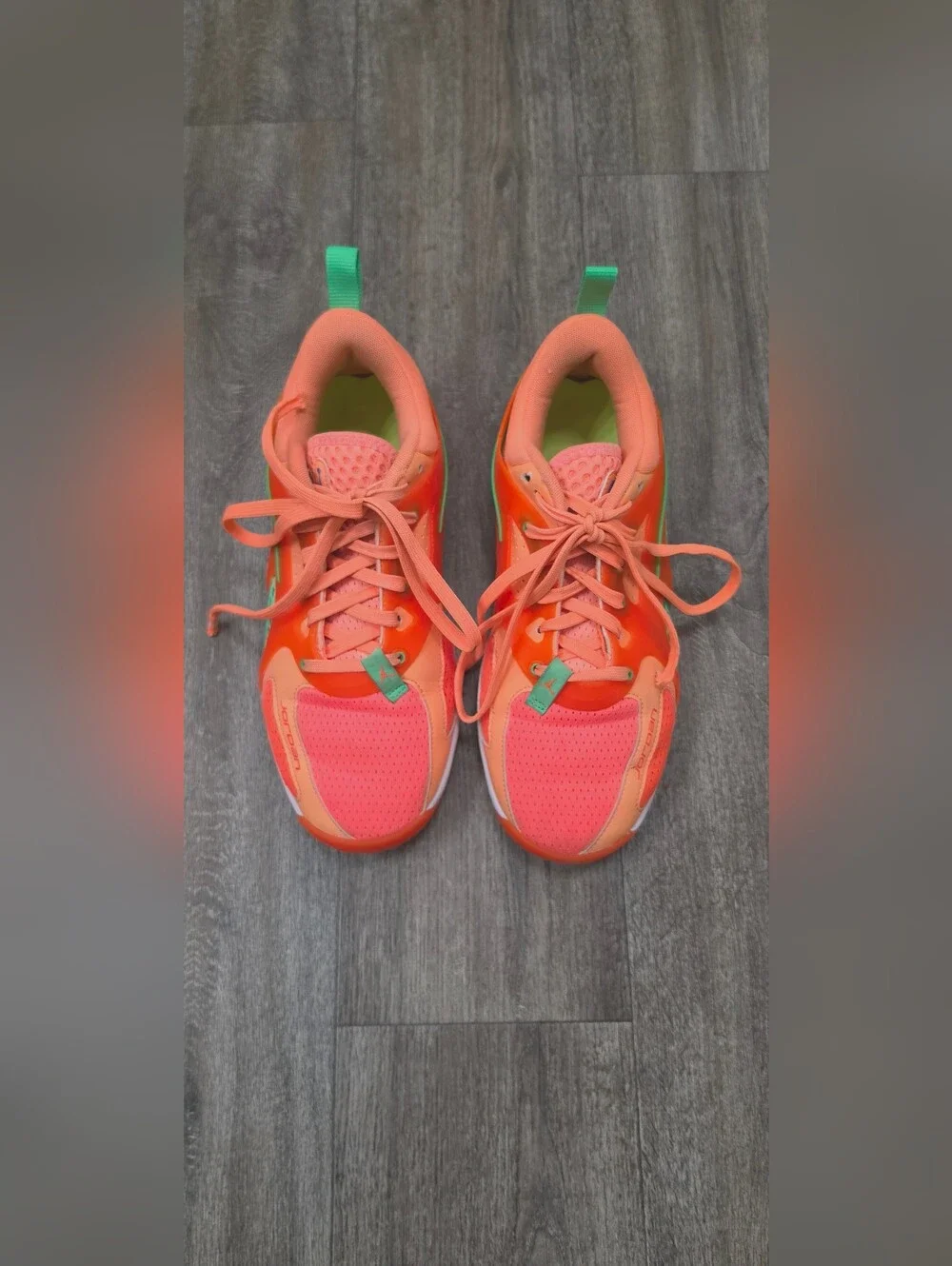Men's Air Jordan Heir 'Peach Jam' Sneakers- Size 7.5